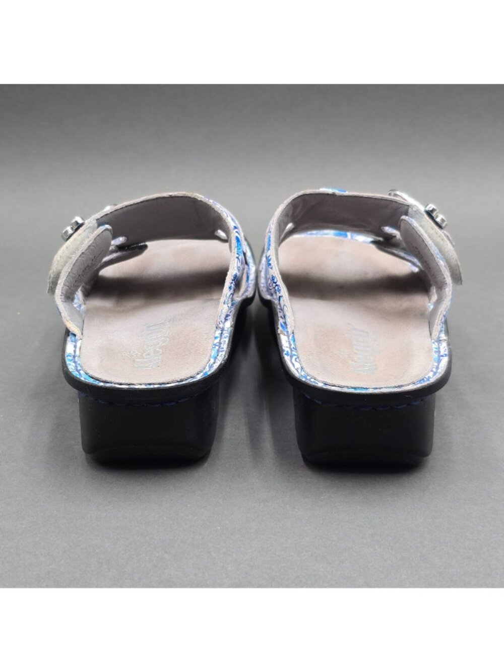 Alegria Peggy Wedge Slip On Sandals Size 37 Blue White Floral Rhinestone Buckle - Picture 6 of 12